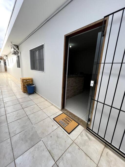 Casa de férias Casa Na Da Maranduba, Com Jacuzzi E Churrasqueira